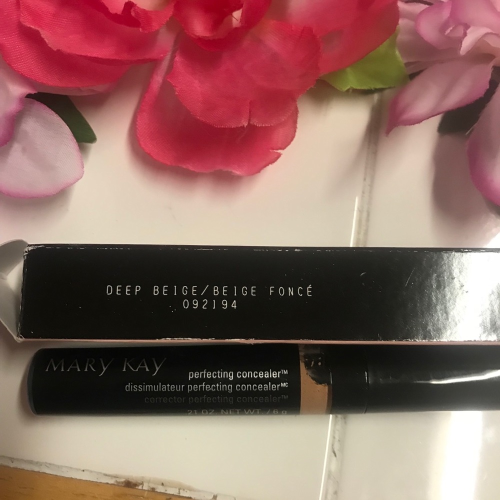 Deep Beige Perfecting Concealer Mary Kay